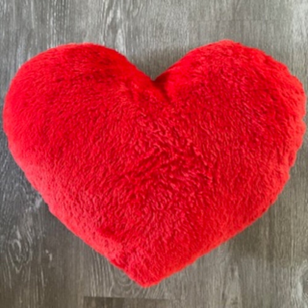 🧡3/15 Fuzzy Red Heart-Shaped Throw Pillow
